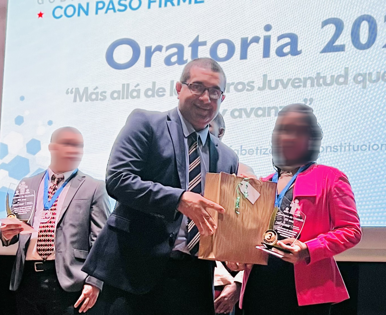 Internos participan en Concurso Nacional de Oratoria “Más allá de los muros, juventud que persevera y avanza”